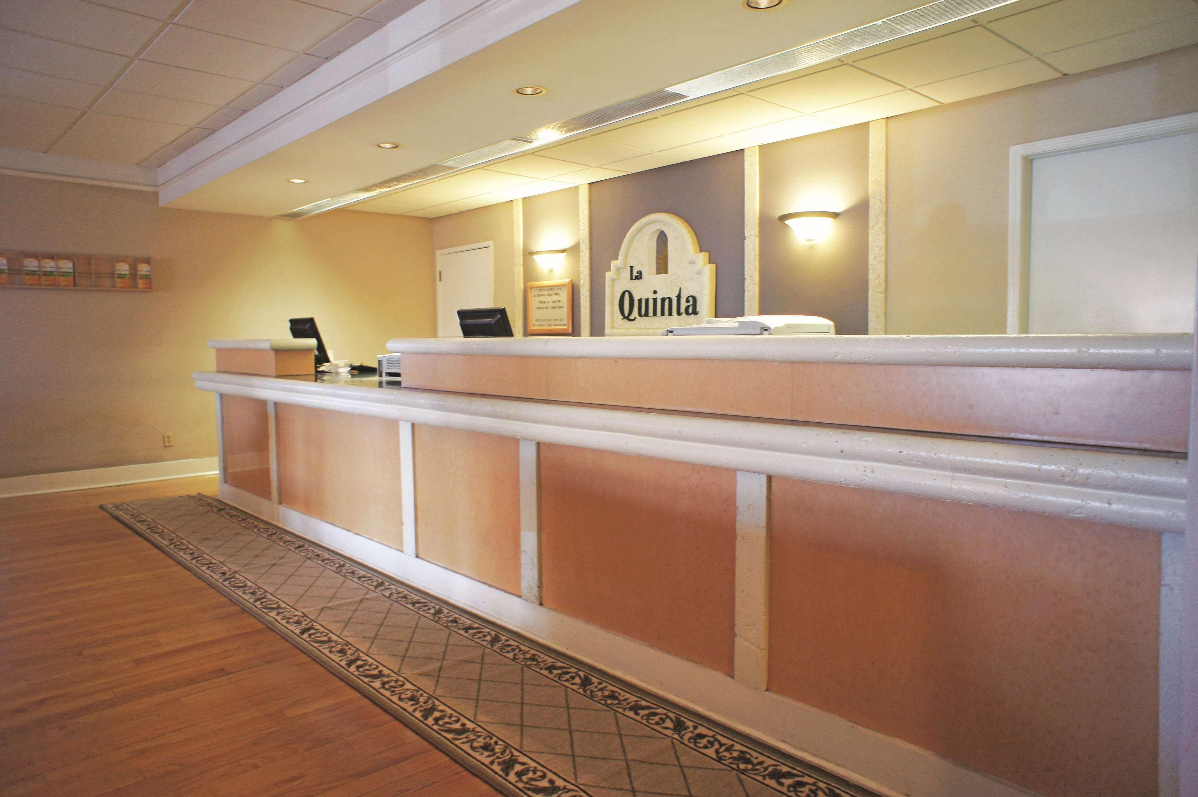 La Quinta Inn By Wyndham El Paso Cielo Vista Bagian luar foto